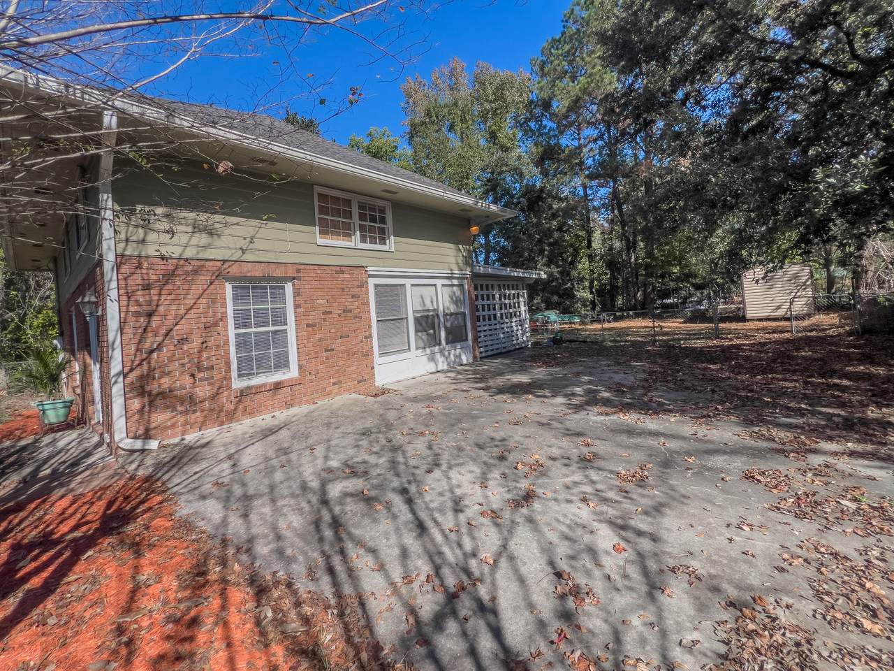 9106 Deerwood Drive - Photo 1