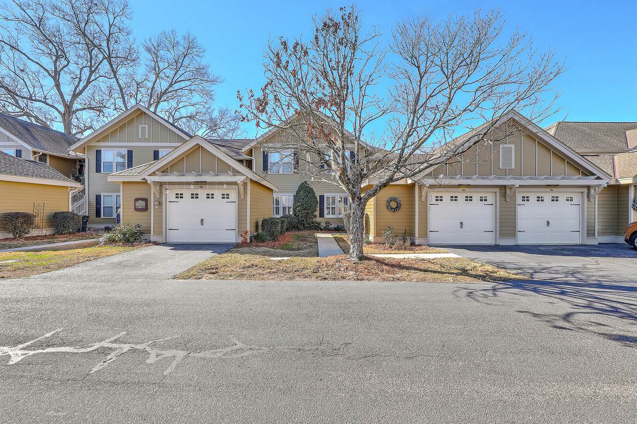 5519 Colonial Chatsworth Circle - Photo 1