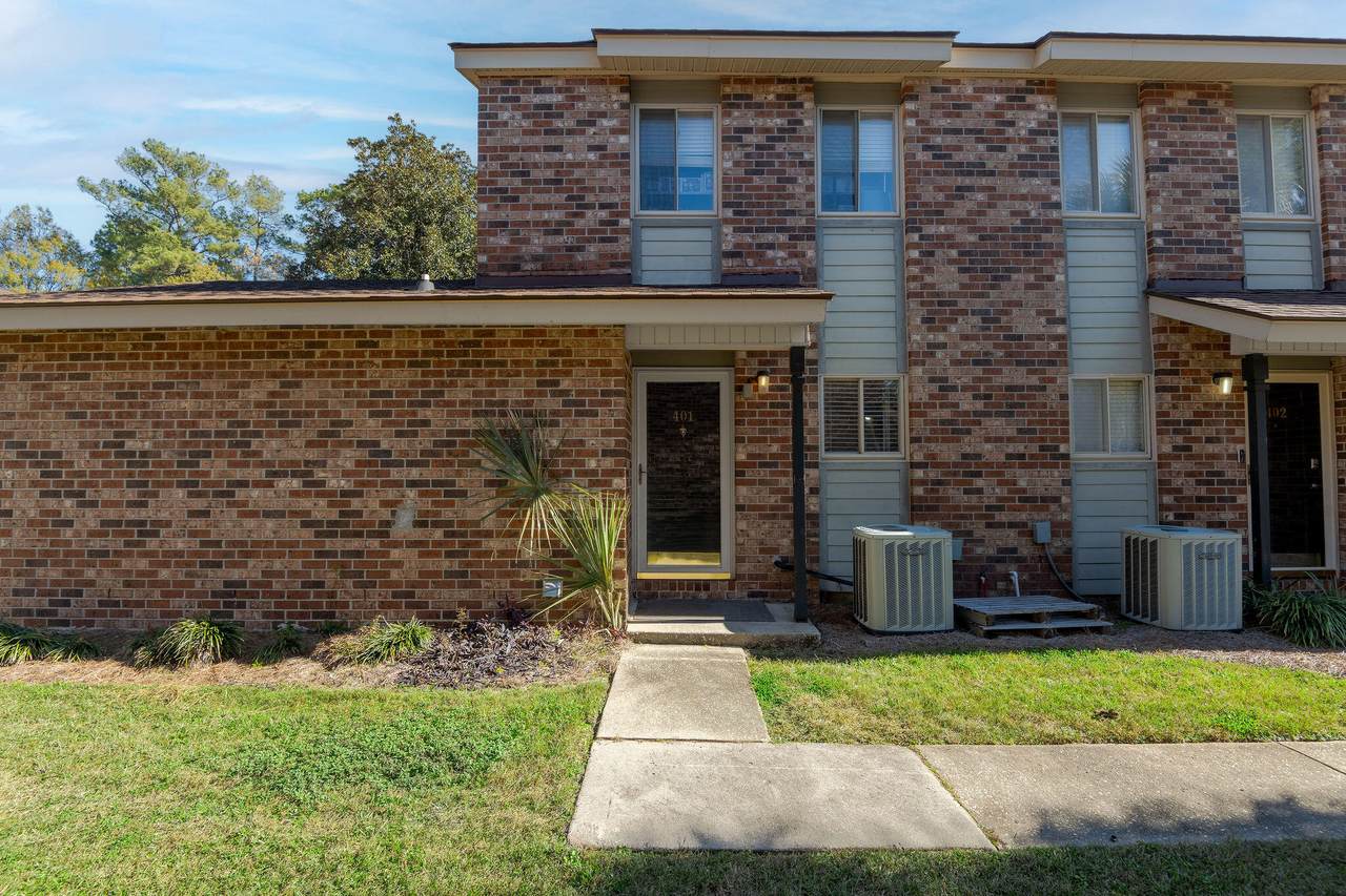 401 Andrea Lane - Photo 1