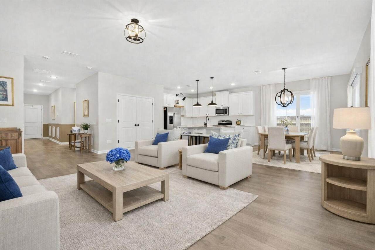 212 Parkwood Vista Way - Photo 1