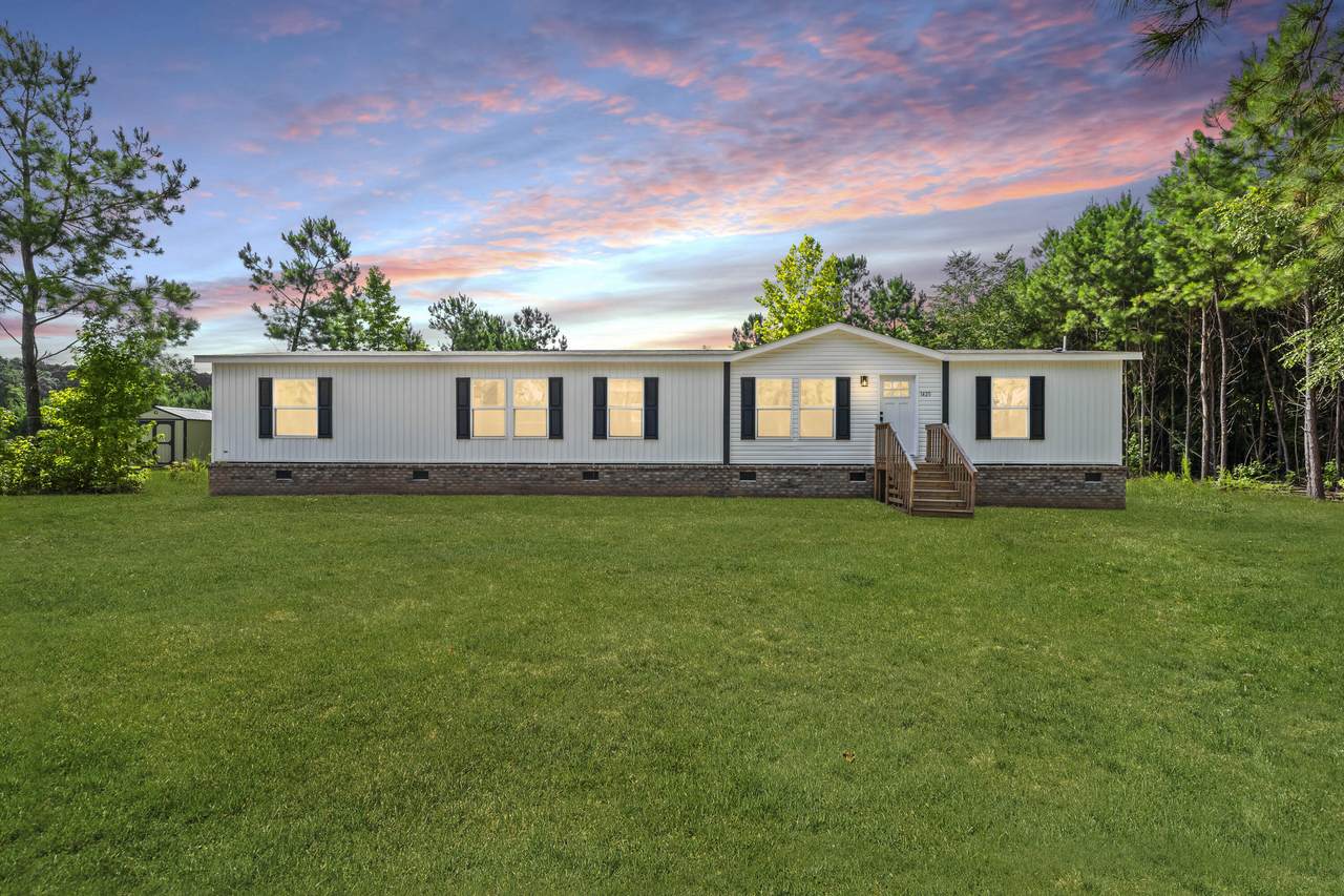 1420 Rehoboth Road - Photo 1