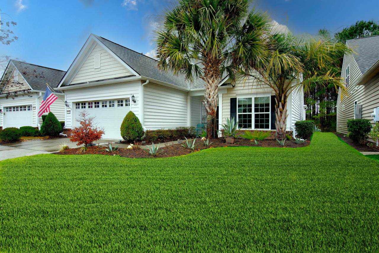 575 Eastern Isle Avenue - Photo 1