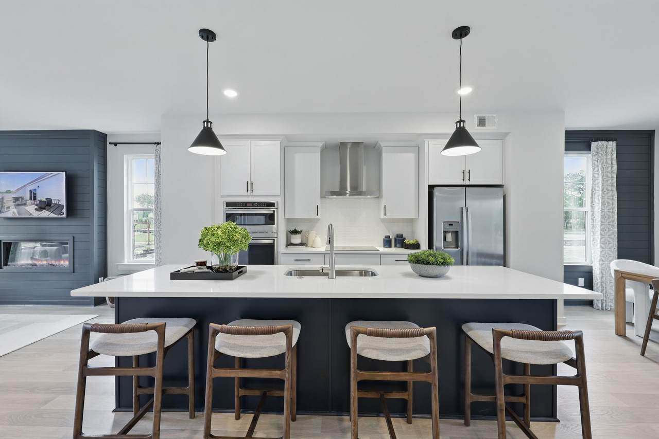 596 Scholar Way - Photo 1