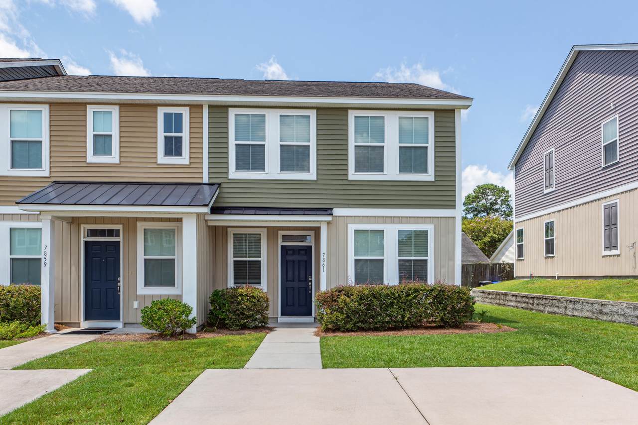 7861 Montview Road - Photo 1