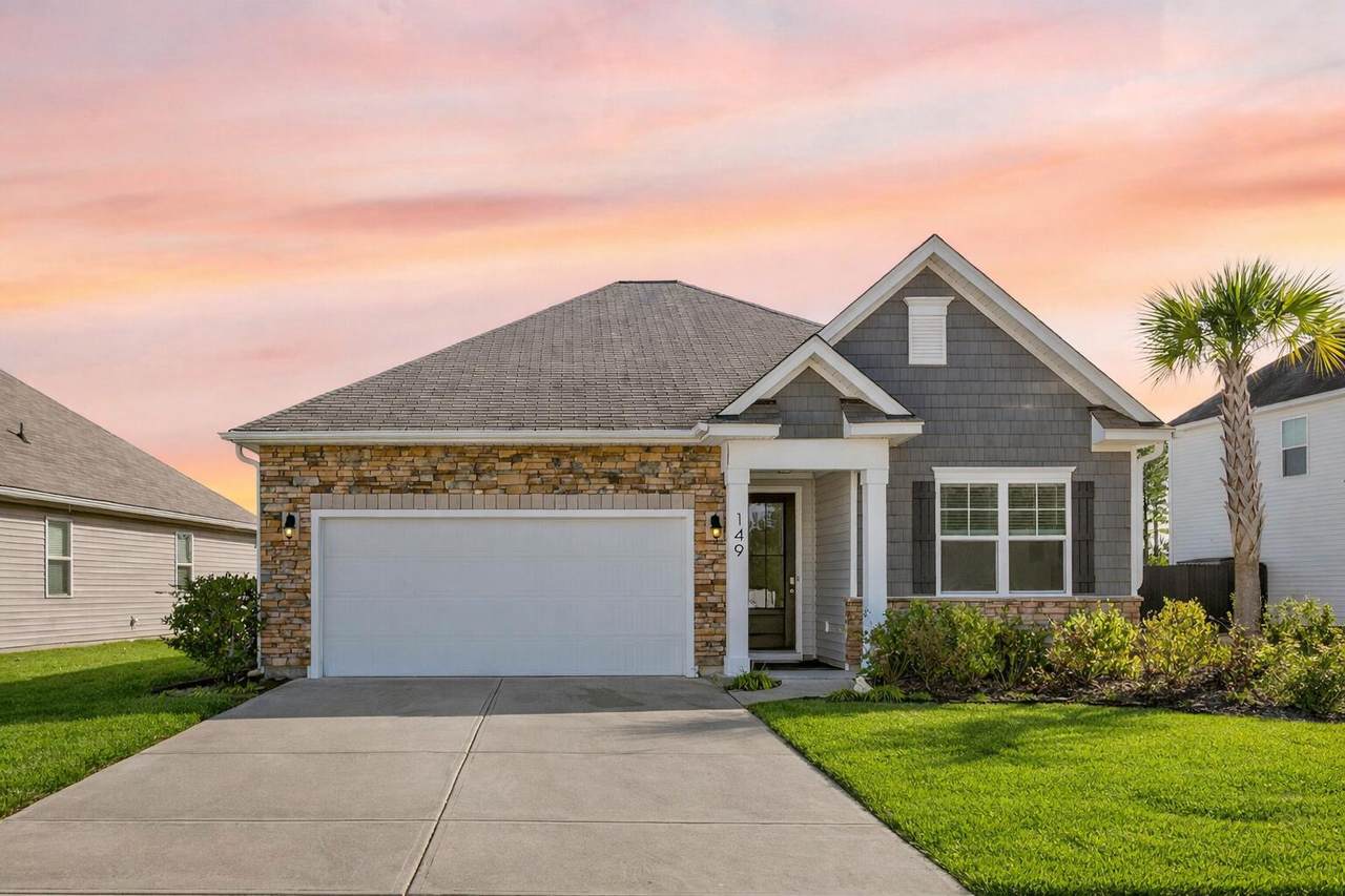 149 Greenwich Drive - Photo 1