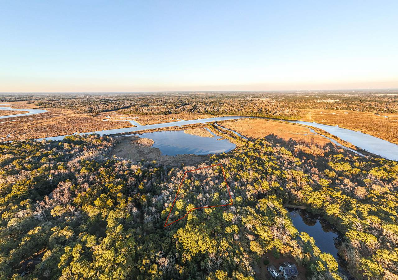 19 Middleton Oaks Road - Photo 1