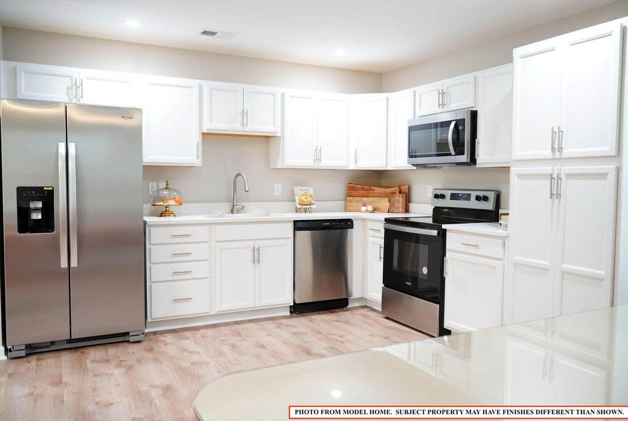 207 Woodlawn Street - Photo 1