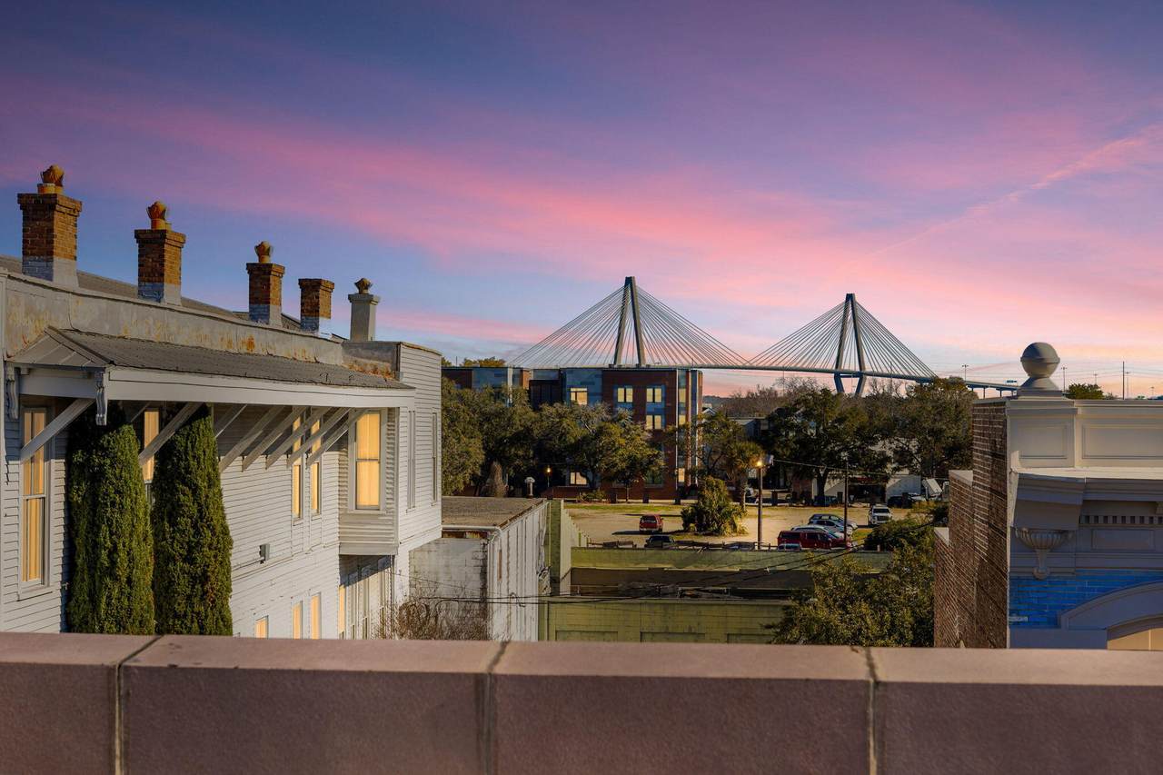 517 King Street - Photo 1