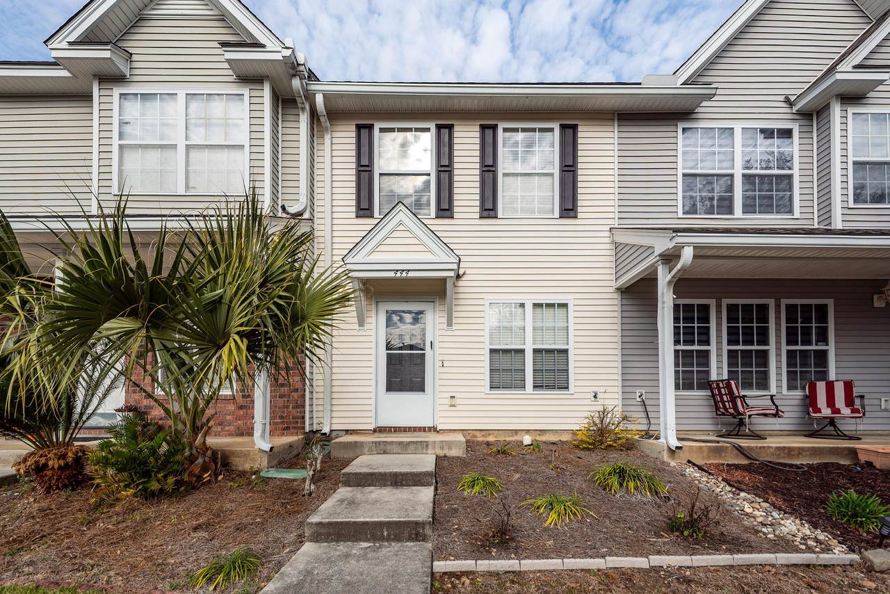 444 Doane Way - Photo 1