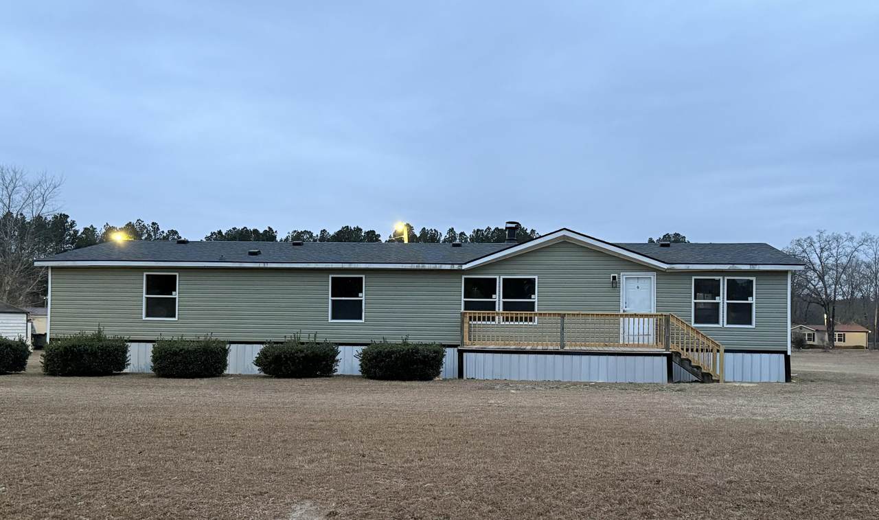 114 Perry Street - Photo 1