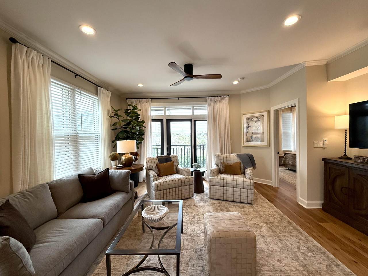 33 Calhoun Street - Photo 1