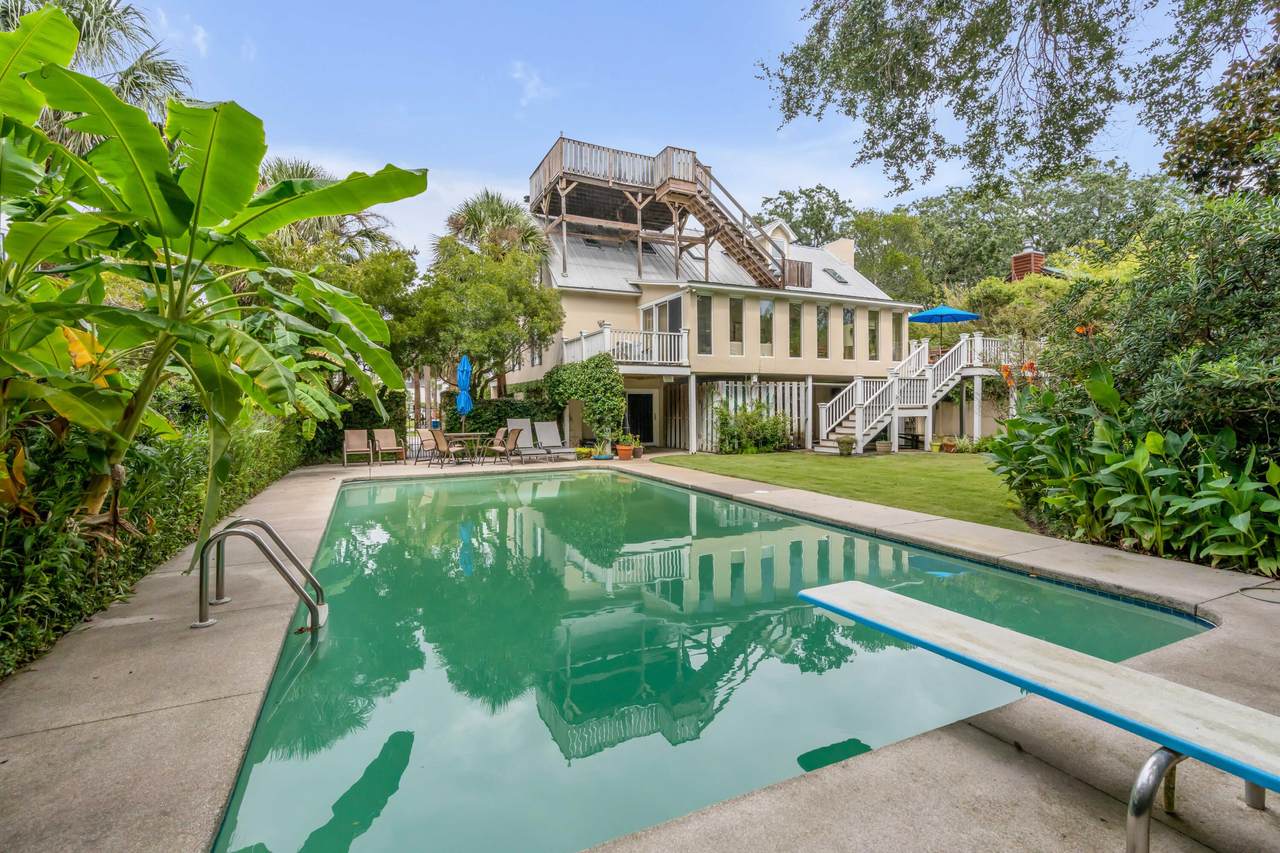 1655 Middle Street - Photo 1