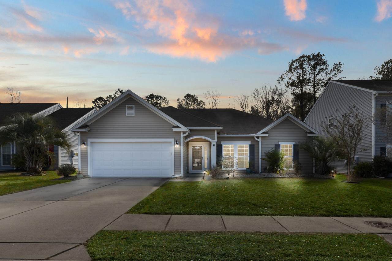 212 Mayfield Drive - Photo 1