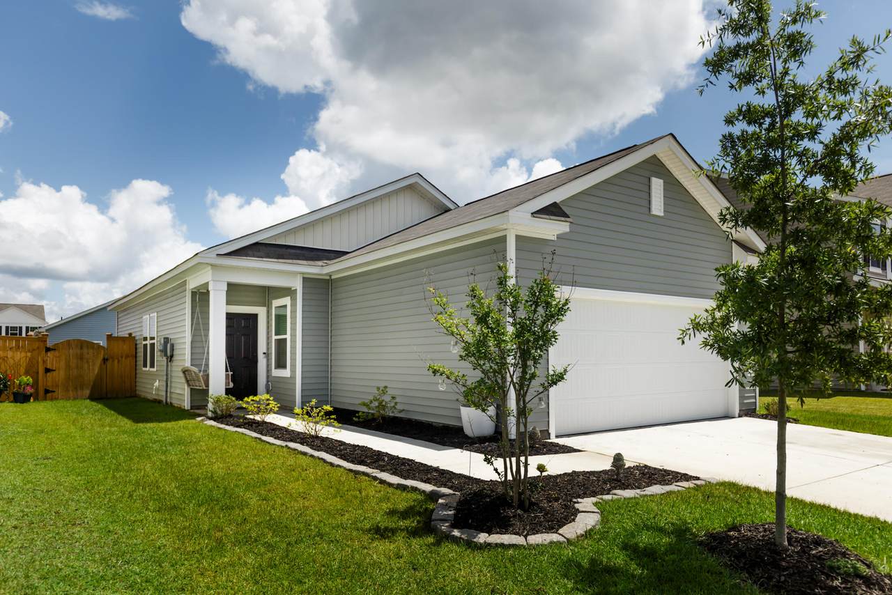 4406 Ocean Farm Drive - Photo 1