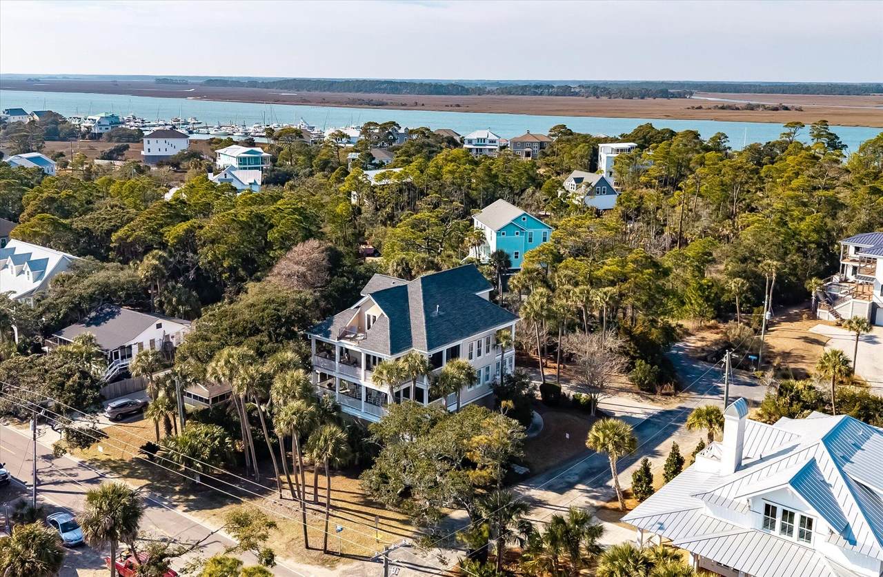 https://bt-photos.global.ssl.fastly.net/charleston/1280_boomver_1_26003514-2.jpg