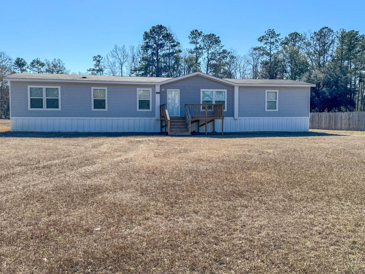 719 Ulmer Lake Drive - Photo 1