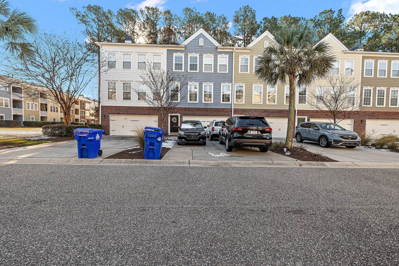 3467 Claremont Street - Photo 1