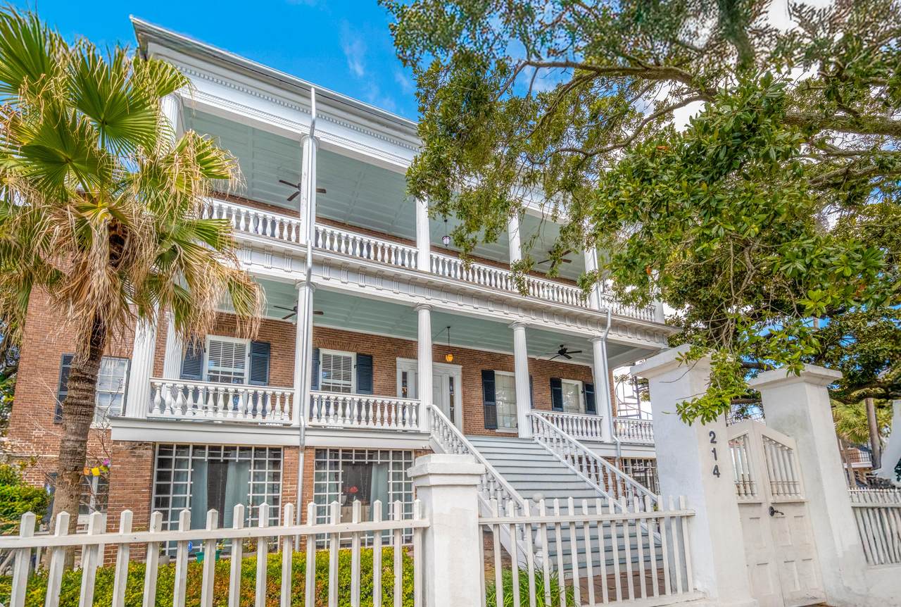 214 Calhoun Street - Photo 1