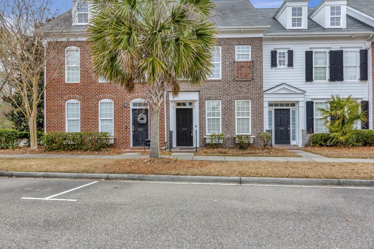 804 Rue Drive - Photo 1