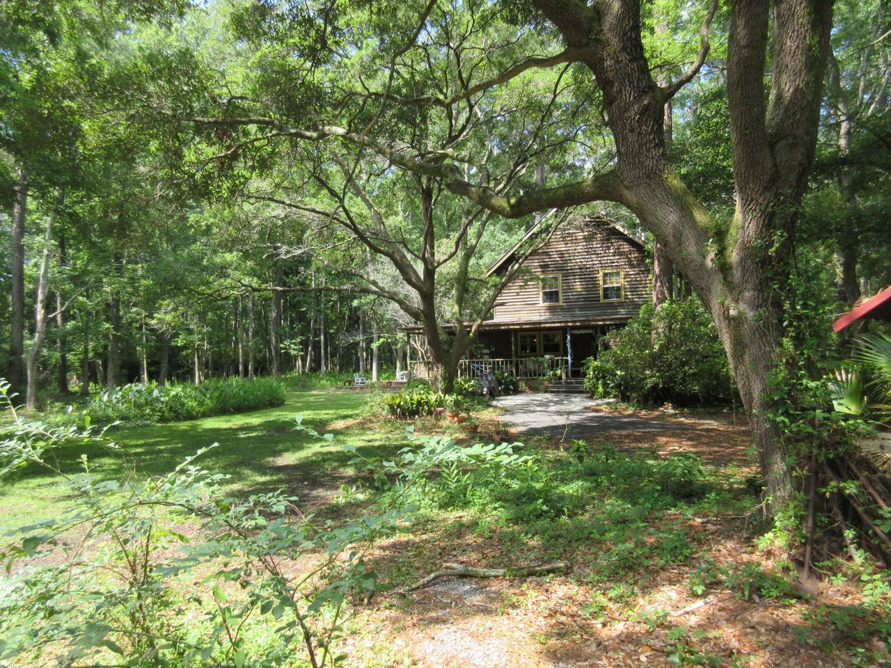 https://bt-photos.global.ssl.fastly.net/charleston/1280_boomver_1_26005893-2.jpg