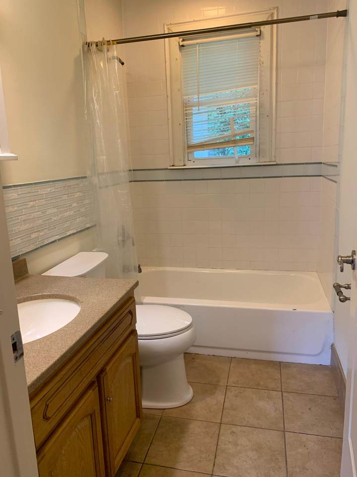 711 Locust Street - Photo 1