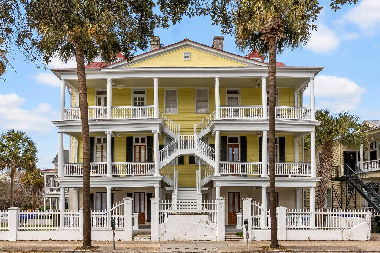 210 Calhoun Street - Photo 1