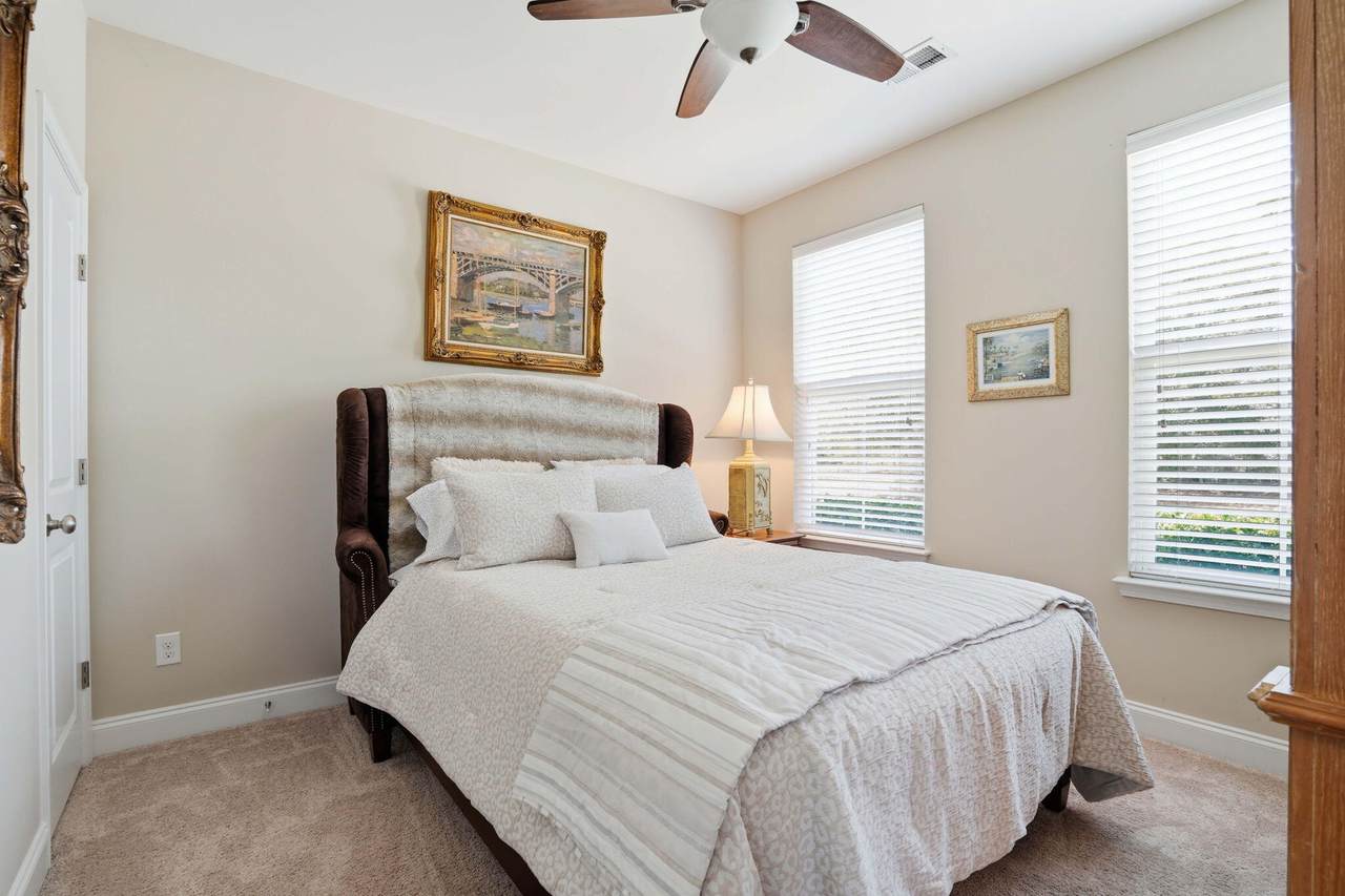 https://bt-photos.global.ssl.fastly.net/charleston/1280_boomver_1_26006392-2.jpg