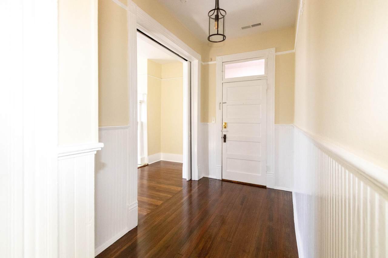 https://bt-photos.global.ssl.fastly.net/charleston/1280_boomver_1_26006692-2.jpg