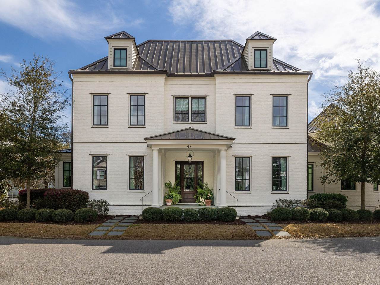 https://bt-photos.global.ssl.fastly.net/charleston/1280_boomver_1_26006713-2.jpg