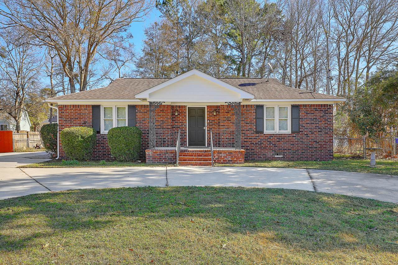 616 Semaht Street - Photo 1