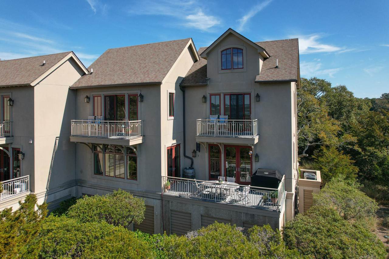 1990 Marsh Oak Lane - Photo 1