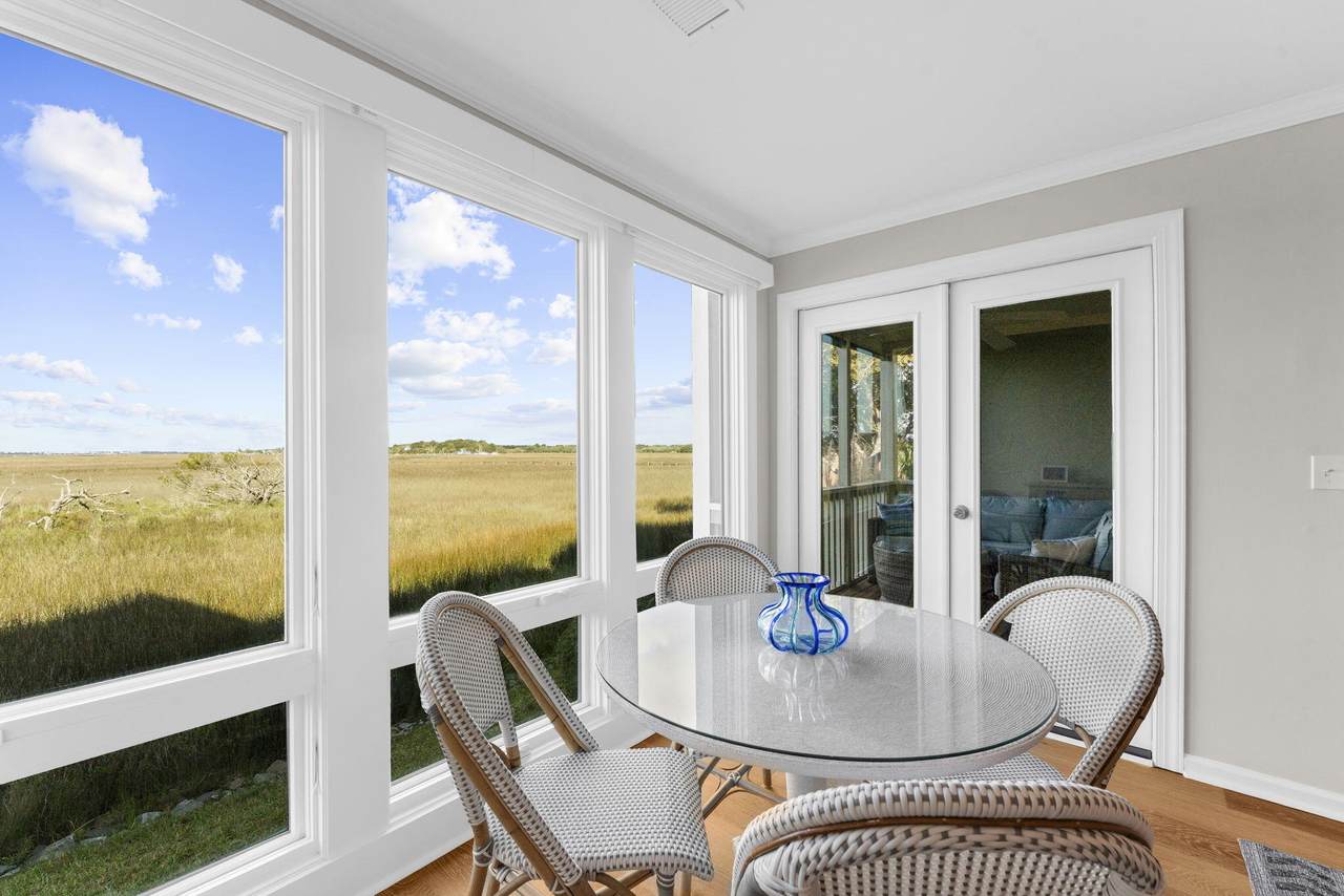 2111 Landfall Way - Photo 1