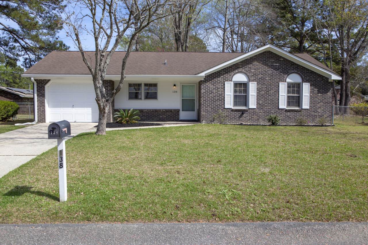 138 Pawley Drive - Photo 1