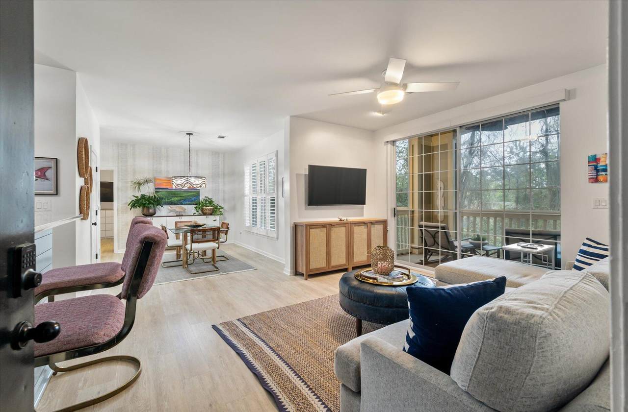 1600 Long Grove Drive - Photo 1