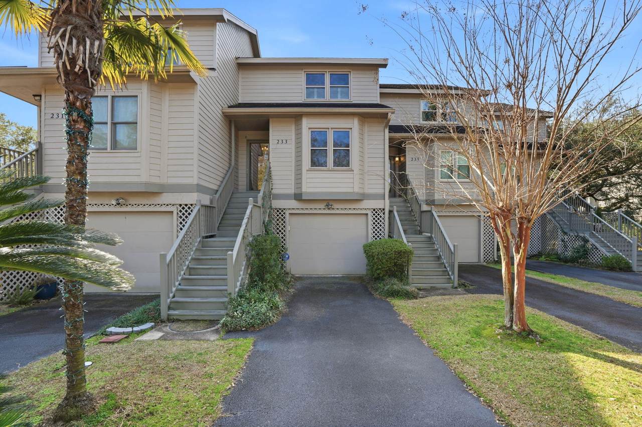 233 Lands End Drive - Photo 1
