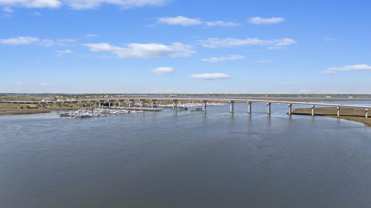 https://bt-photos.global.ssl.fastly.net/charleston/1280_boomver_1_26007712-2.jpg