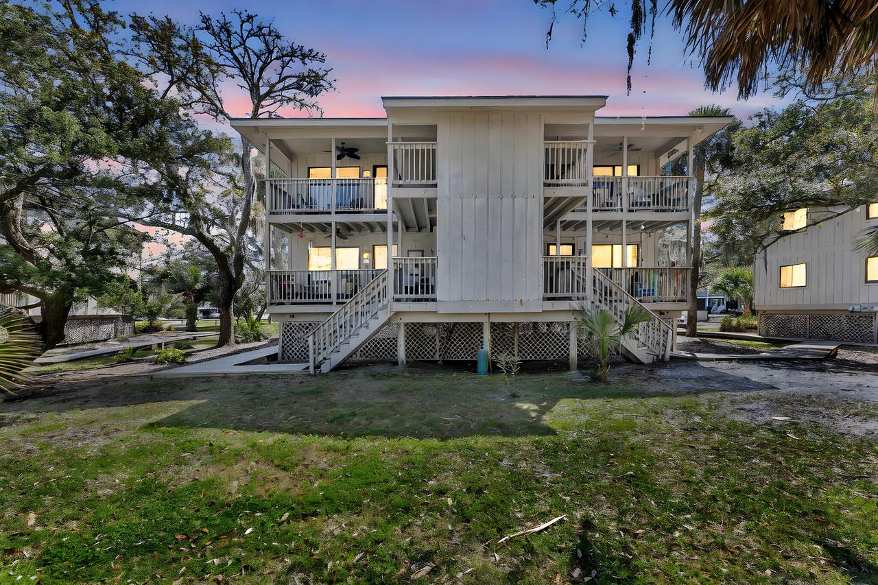 223 Sea Cloud Circle - Photo 1
