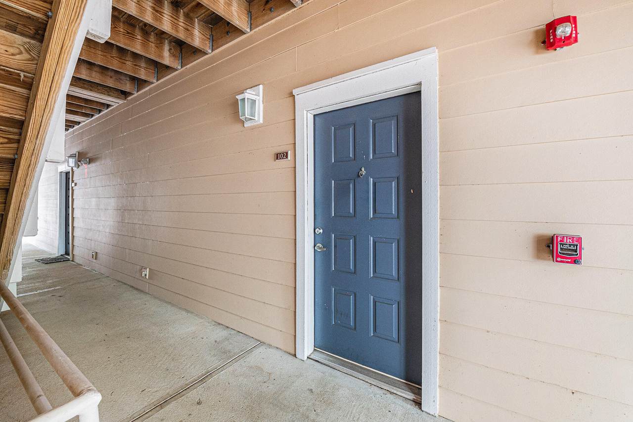 300 Bucksley Lane - Photo 1