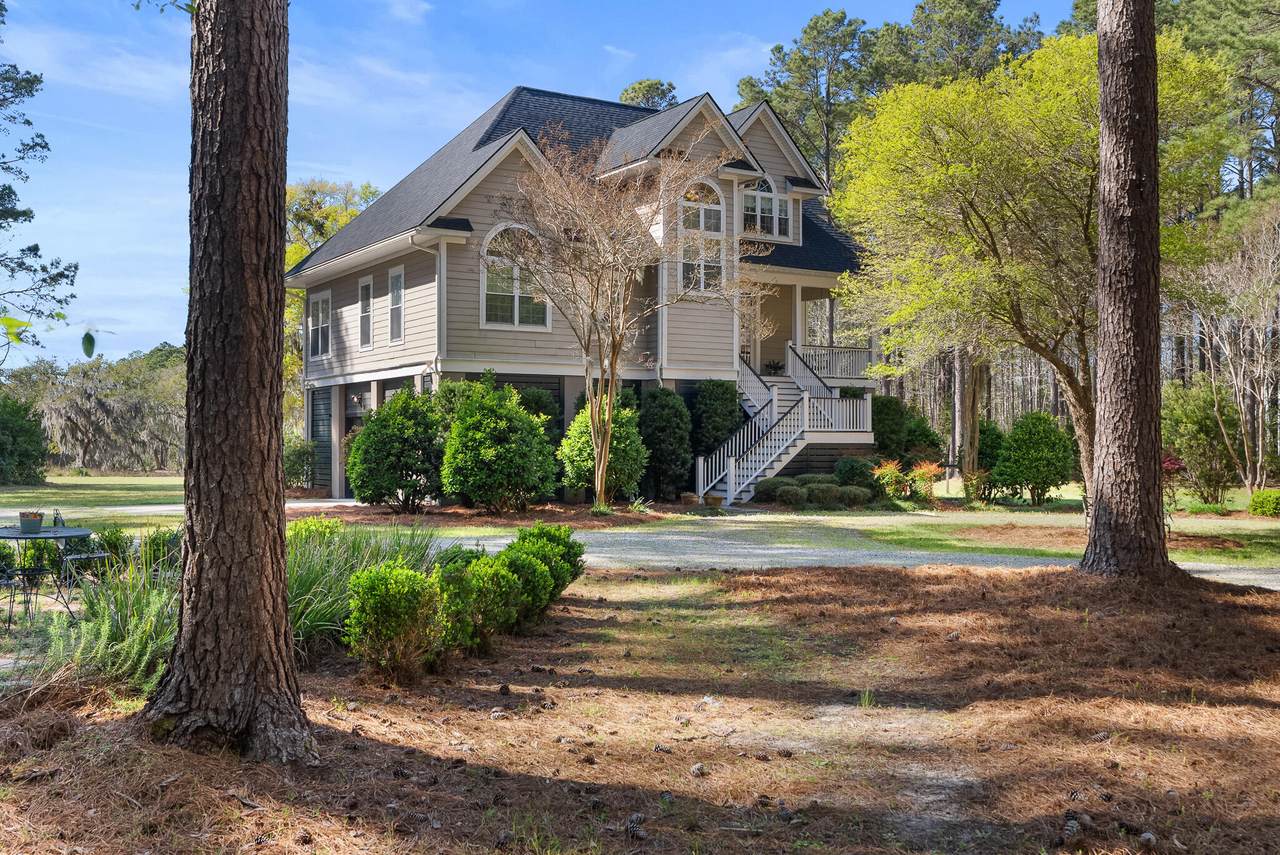 6042 Pawlett Blake Lane - Photo 1