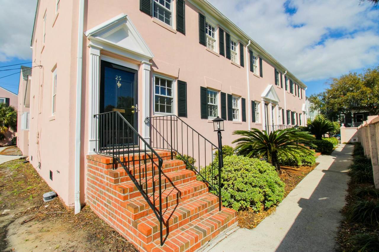 25 Ashley Avenue - Photo 1