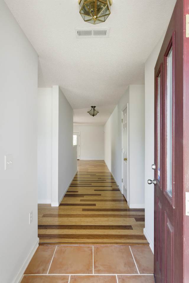 https://bt-photos.global.ssl.fastly.net/charleston/1280_boomver_1_26008560-2.jpg