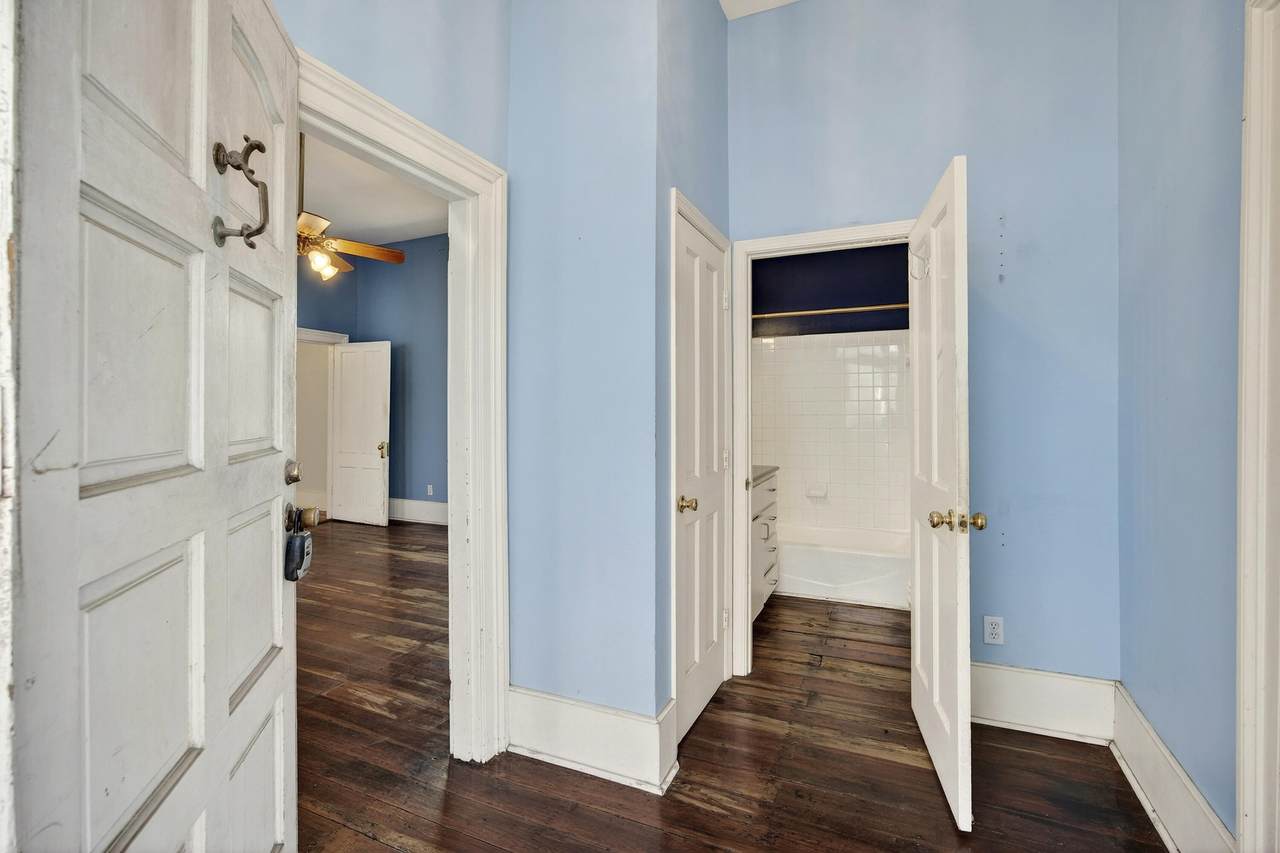 https://bt-photos.global.ssl.fastly.net/charleston/1280_boomver_1_26008600-2.jpg