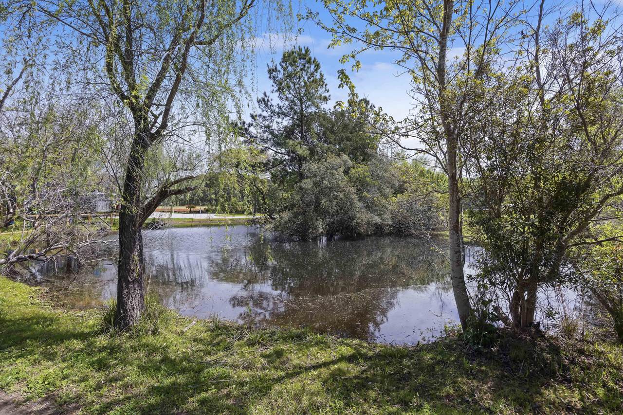 1371 River Road - Photo 1