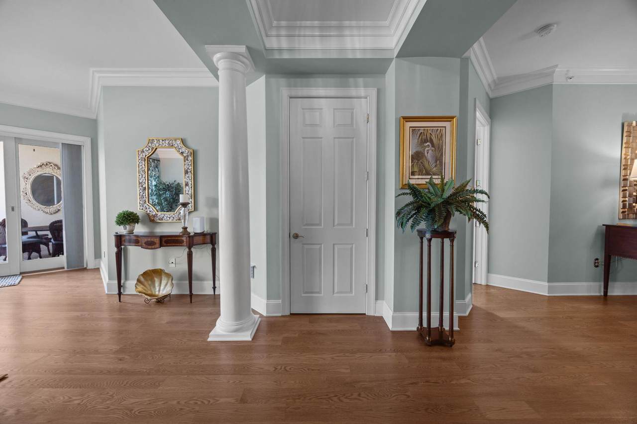 https://bt-photos.global.ssl.fastly.net/charleston/1280_boomver_1_26009020-2.jpg