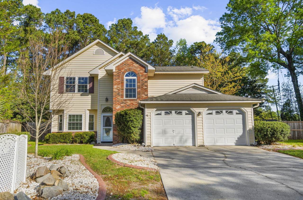 132 Knightsbridge Drive - Photo 1