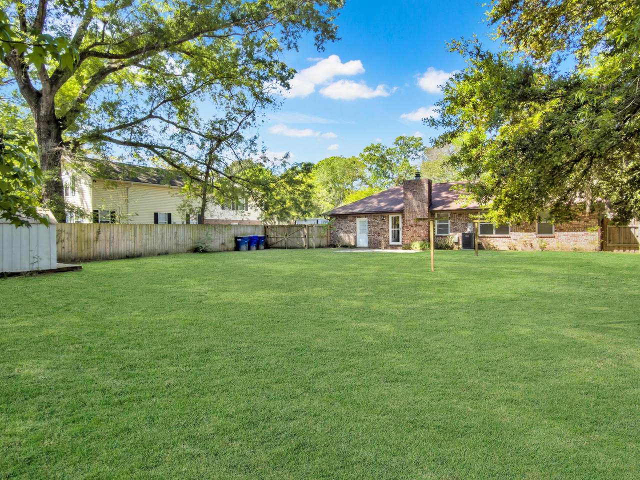 https://bt-photos.global.ssl.fastly.net/charleston/1280_boomver_1_26009550-2.jpg