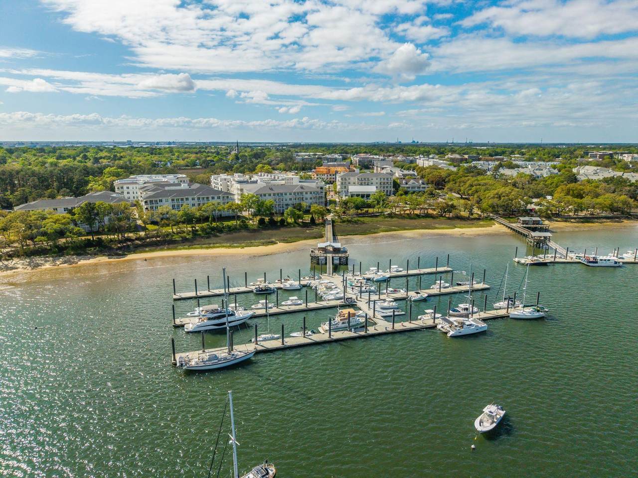 https://bt-photos.global.ssl.fastly.net/charleston/1280_boomver_1_26009794-2.jpg