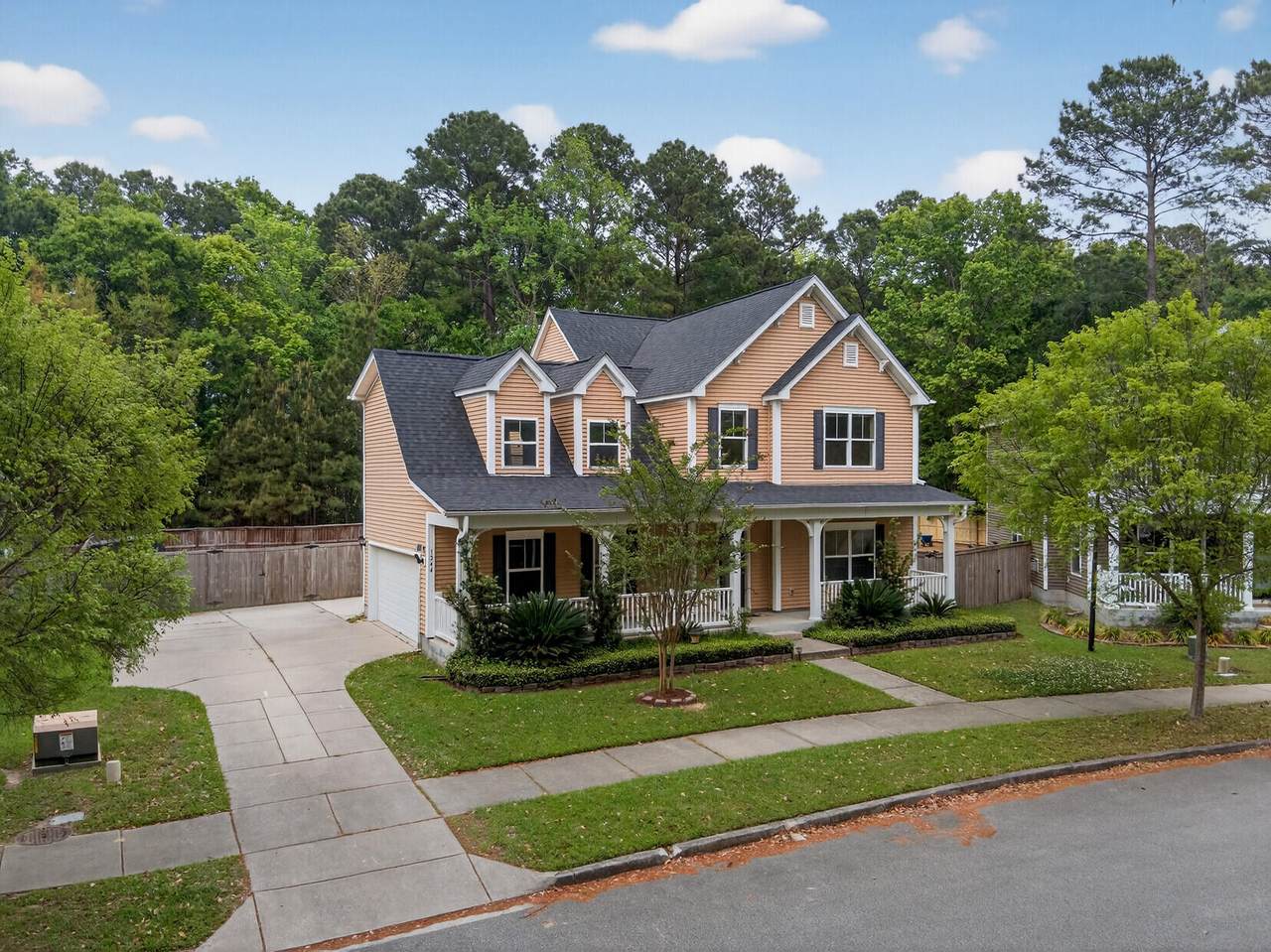 https://bt-photos.global.ssl.fastly.net/charleston/1280_boomver_1_26010011-2.jpg