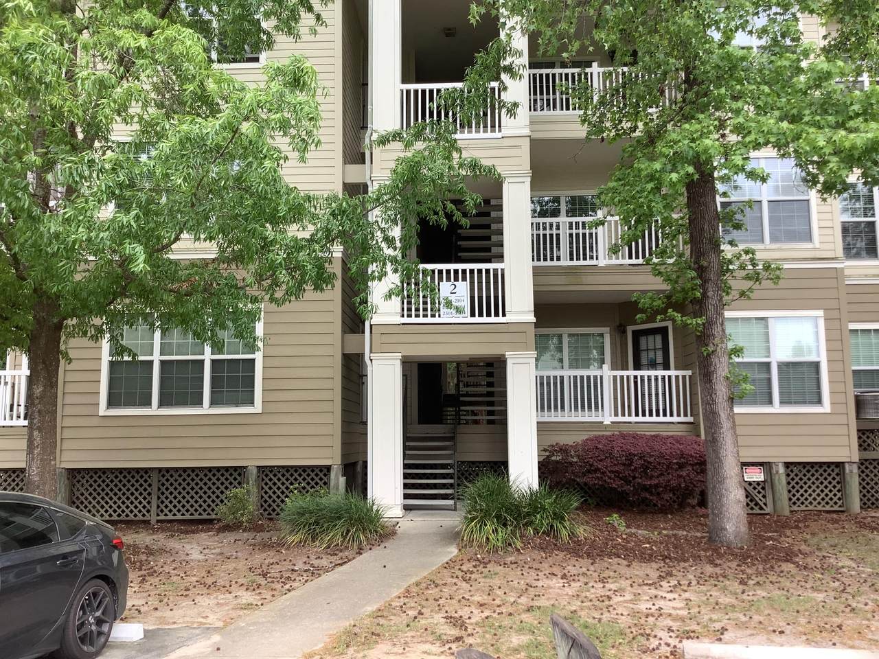 700 Daniel Ellis Drive - Photo 1