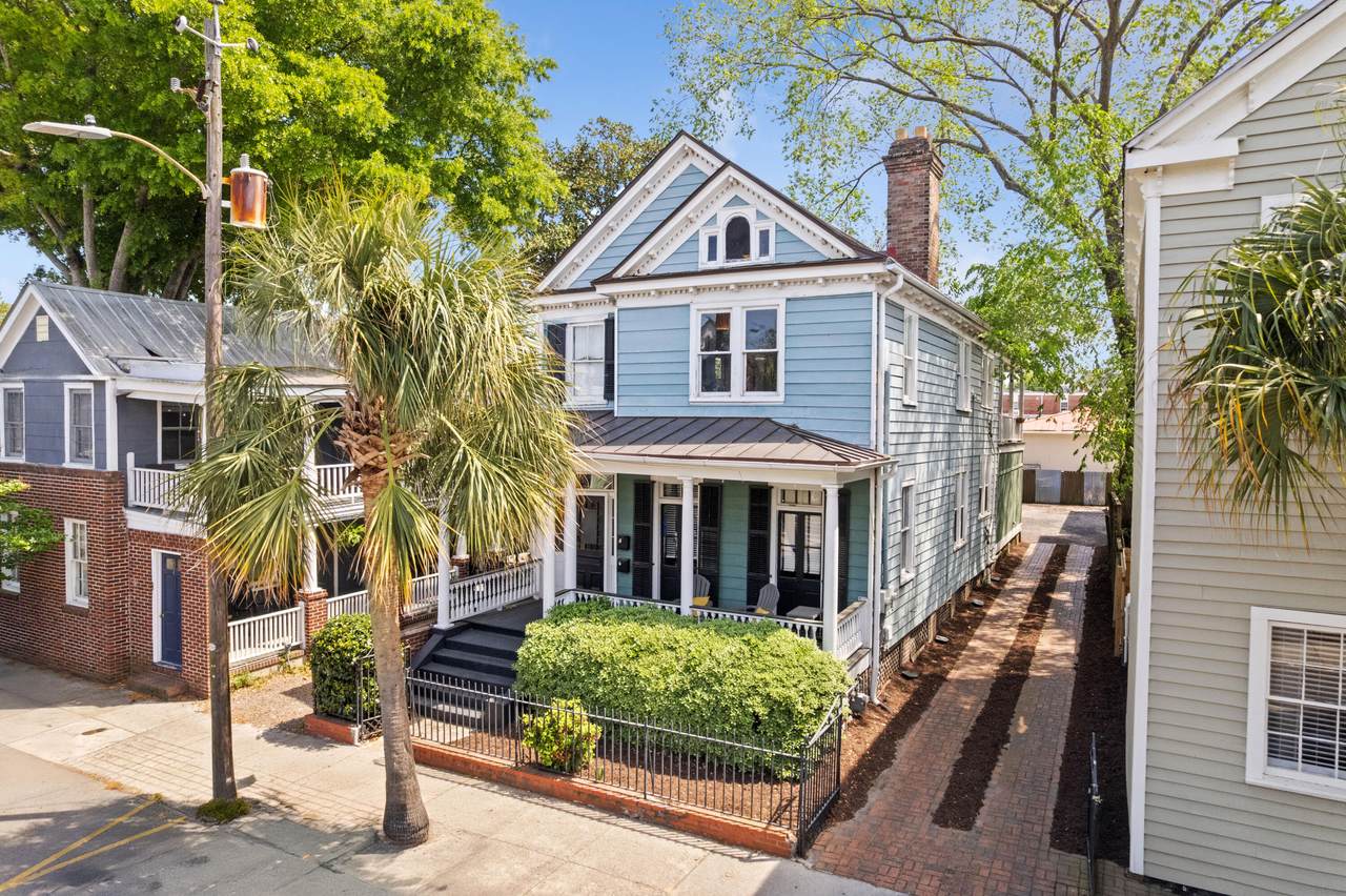 89 Columbus Street - Photo 1